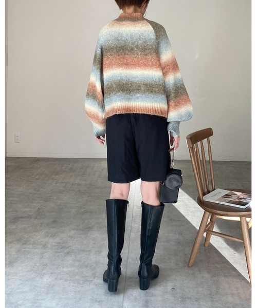 She's Closet（シーズクローゼット）の「モヘアタッチボリュームスリーブショート丈グラデーションニット（ニット/セーター・レディース・グリーン×オレンジ/マスタード/オレンジ・FREE）」の20枚目の写真