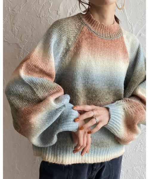 She's Closet（シーズクローゼット）の「モヘアタッチボリュームスリーブショート丈グラデーションニット（ニット/セーター・レディース・グリーン×オレンジ/マスタード/オレンジ・FREE）」の15枚目の写真