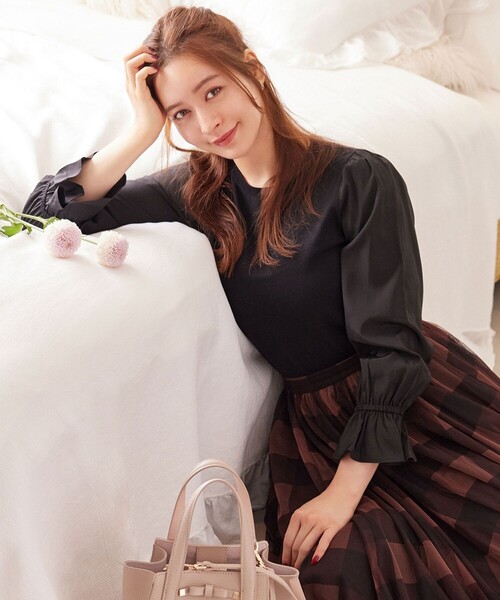 TOCCA(トッカ)の「【WEB限定】【TOCCA LAVENDER】POINT SLEEVE KNIT ニットトップス(ニット/セーター・レディース・ベージュ系/ピンク系/ブラック系・F)」の3枚目の写真