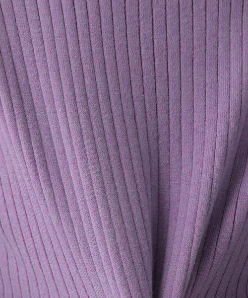 LOWRYS FARM（ローリーズファーム）の「マシンウォッシャブルハイネックロングスリーブ　165166（Tシャツ/カットソー・レディース・ホワイト/ブラック/パープル/ピンク/ベージュ・FREE）」の6枚目の写真