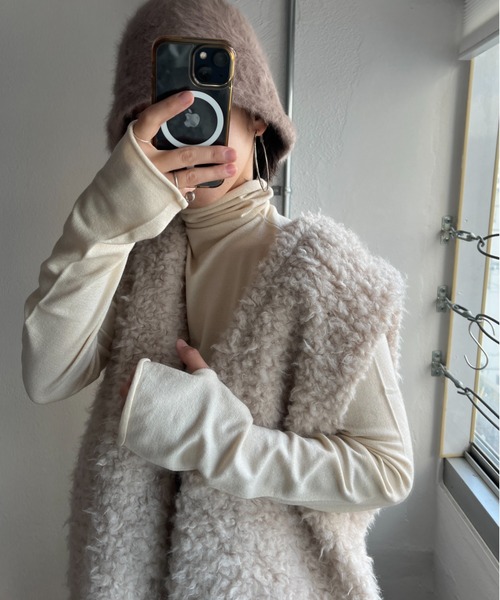 wee9s(ウィークス)の「finger hole smooth turtle knit / フィンガーホールスムースタートルニット(ニット/セーター・レディース・オレンジ/パープル/ピンク/グリーン/ブルー/ブラック/アイボリー・FREE)」の13枚目の写真