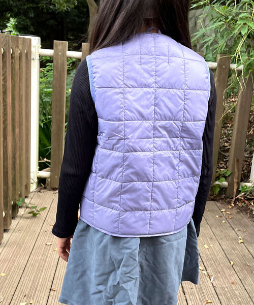 TAION（タイオン）の「◇【WEB限定】【TAION/タイオン】キッズ Vネックインナーダウンベスト（ダウンベスト・キッズ・ブラック/ベージュ/ミント/ラベンダー・110/120/140/130）」の9枚目の写真