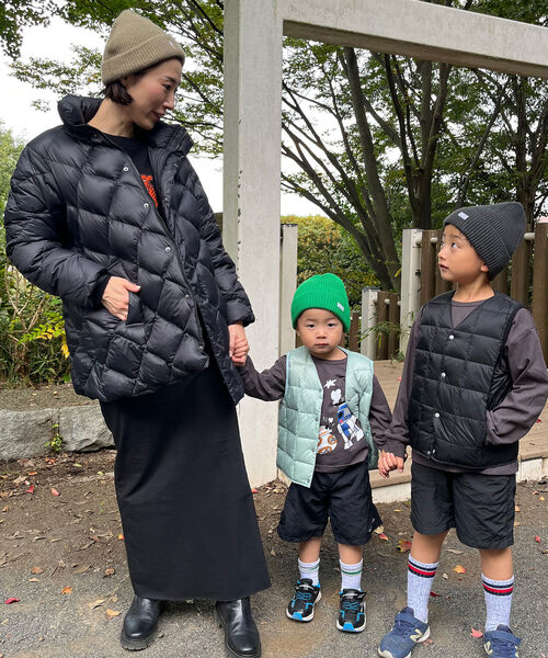 TAION（タイオン）の「◇【WEB限定】【TAION/タイオン】キッズ Vネックインナーダウンベスト（ダウンベスト・キッズ・ブラック/ベージュ/ミント/ラベンダー・110/120/140/130）」の17枚目の写真