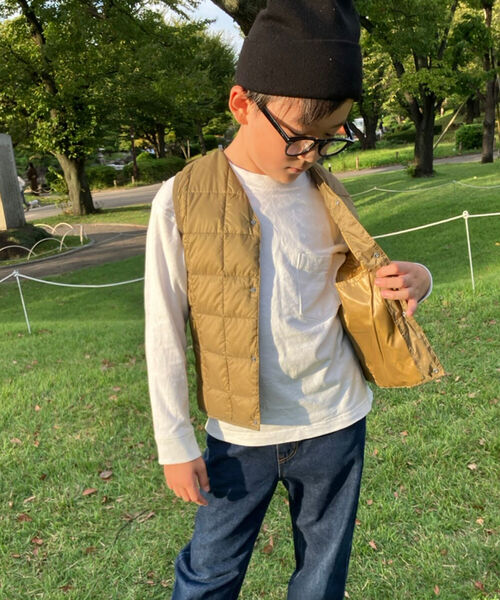 TAION（タイオン）の「◇【WEB限定】【TAION/タイオン】キッズ Vネックインナーダウンベスト（ダウンベスト・キッズ・ブラック/ベージュ/ミント/ラベンダー・110/120/140/130）」の22枚目の写真