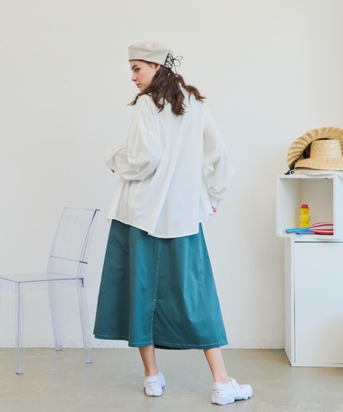 MERLOT(メルロー)の「ステッチ配色ボリュームスカート(スカート・レディース・ブルー/ブラック/レッド・FREE)」の20枚目の写真