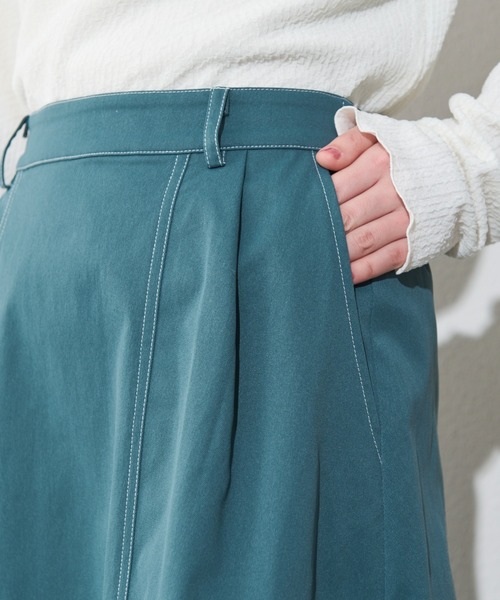 MERLOT(メルロー)の「ステッチ配色ボリュームスカート(スカート・レディース・ブルー/ブラック/レッド・FREE)」の14枚目の写真