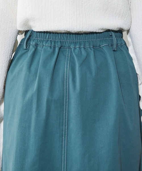 MERLOT(メルロー)の「ステッチ配色ボリュームスカート(スカート・レディース・ブルー/ブラック/レッド・FREE)」の15枚目の写真