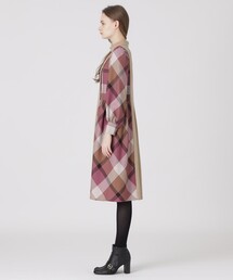 BLUE LABEL CRESTBRIDGE（ブルーレーベルクレストブリッジ）の