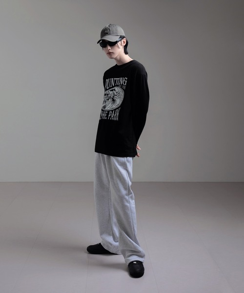FOLLOWIN（フォロウィン）の「【UNISEX】起毛ワイドウエストゴムコットンパンツ（その他パンツ・レディース・オートミール/グリーン/レッド/ライトグレー/ブラウン/ブラック/アイボリー/グレー・FREE）」の4枚目の写真