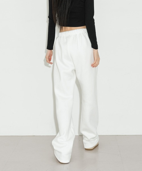 FOLLOWIN（フォロウィン）の「【UNISEX】起毛ワイドウエストゴムコットンパンツ（その他パンツ・レディース・オートミール/グリーン/レッド/ライトグレー/ブラウン/ブラック/アイボリー/グレー・FREE）」の18枚目の写真