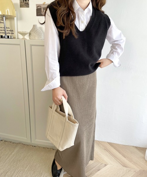 classicalelf（クラシカルエルフ）の「美脚見せ。大人ナチュラル Iラインスカート（スカート・レディース・モカ/ブラック/アイボリー・LARGE/MEDIUM/SMALL/X-LARGE）」の11枚目の写真