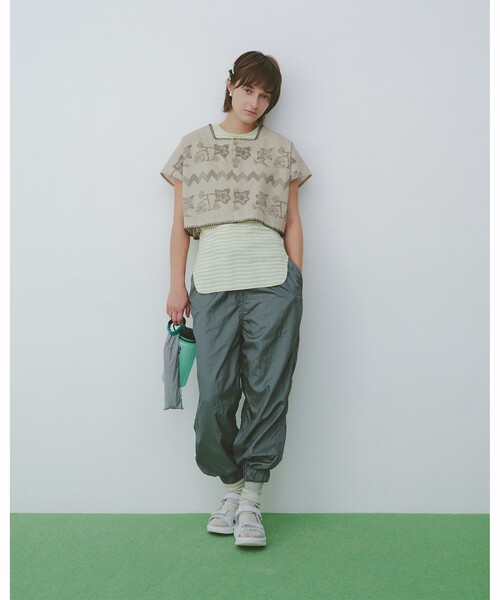 BEAMS BOY（ビームスボーイ）の「BEAMS BOY / ナイロンタフタ スポーツパンツ 23SS（その他パンツ・レディース・グレー系その他/グリーン/パープル・ONE SIZE）」の6枚目の写真