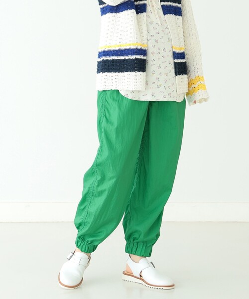 BEAMS BOY（ビームスボーイ）の「BEAMS BOY / ナイロンタフタ スポーツパンツ 23SS（その他パンツ・レディース・グレー系その他/グリーン/パープル・ONE SIZE）」の20枚目の写真