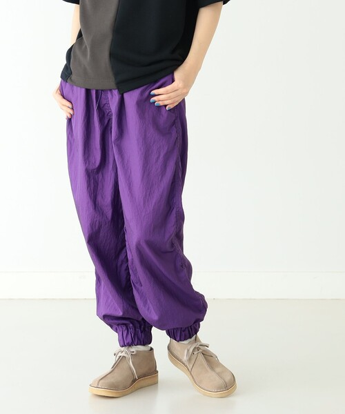 BEAMS BOY（ビームスボーイ）の「BEAMS BOY / ナイロンタフタ スポーツパンツ 23SS（その他パンツ・レディース・グレー系その他/グリーン/パープル・ONE SIZE）」の22枚目の写真