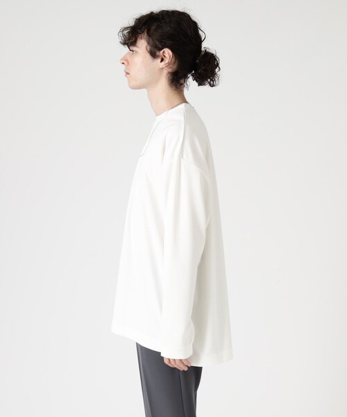 tk.TAKEO KIKUCHI(ティーケータケオキクチ)の「◆Vチェーンネックレス付き長袖カットソー(Tシャツ/カットソー・メンズ・ブラック/オフホワイト・02/03)」の5枚目の写真