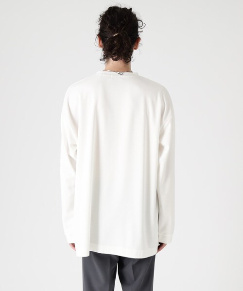 tk.TAKEO KIKUCHI(ティーケータケオキクチ)の「◆Vチェーンネックレス付き長袖カットソー(Tシャツ/カットソー・メンズ・ブラック/オフホワイト・02/03)」の6枚目の写真