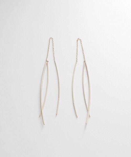 COCOSHNIK（ココシュニック）の「K10ダブルアーチ フリンジピアス（ピアス（両耳用）・レディース・ホワイト系その他7・00）」の4枚目の写真
