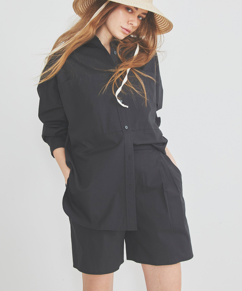 Rouge vif Anna（ルージュヴィフアンナ）の「シャツ×ショートパンツセットアップ（セットアップ・レディース・チャコールグレー/グリーン・フリー）」の2枚目の写真