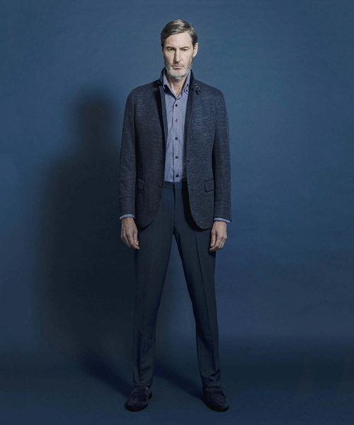 MICHEL KLEIN HOMME   （ミッシェルクランオム）の「へリンボン柄ジャージージャケット（テーラードジャケット・メンズ・ブルー/ライトグレー/ブラック・X-LARGE/LARGE/MEDIUM）」の21枚目の写真