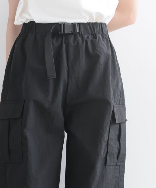 rps（アールピーエス）の「ミリタリーナイロンパンツ（その他パンツ・レディース・ブラック/カーキ・フリー）」の12枚目の写真