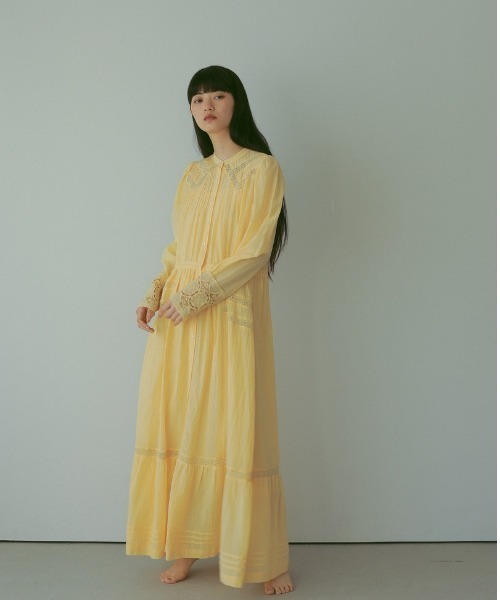 CASA FLINE（カーサフライン）の「アンティークレースピンタックドレス（ワンピース・レディース・ホワイト/ブラウン/イエロー・FREE）」の5枚目の写真