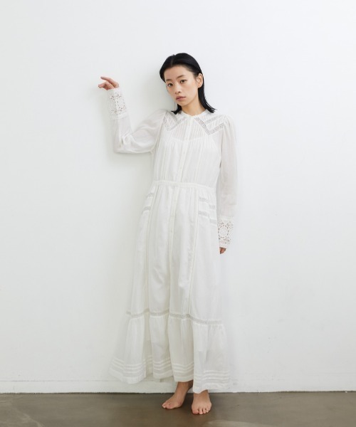 CASA FLINE（カーサフライン）の「アンティークレースピンタックドレス（ワンピース・レディース・ホワイト/ブラウン/イエロー・FREE）」の4枚目の写真