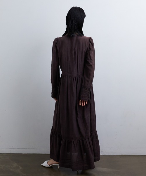 CASA FLINE（カーサフライン）の「アンティークレースピンタックドレス（ワンピース・レディース・ホワイト/ブラウン/イエロー・FREE）」の6枚目の写真