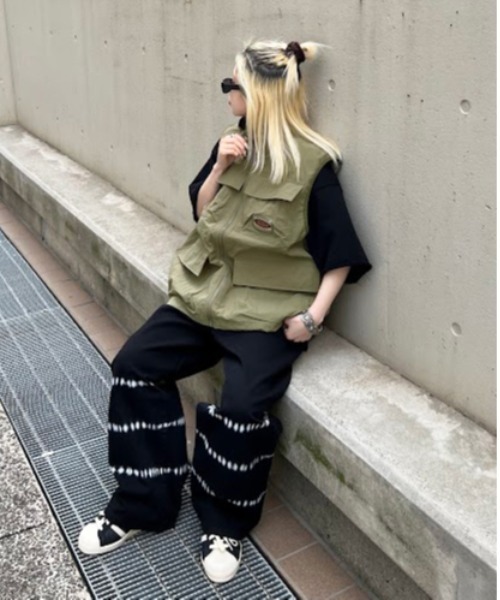 00s UTILITY ギミック ナイロン ベスト L ベージュ ベルクロ SLICK ベスト ジレ 「SLICK/スリック」Vintage Taffeta Utility