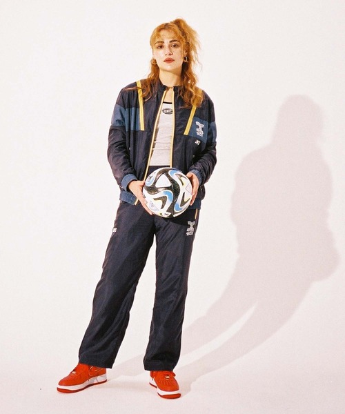 X-girl（エックスガール）の「WEリーグ|RETRO TRACK PANTS