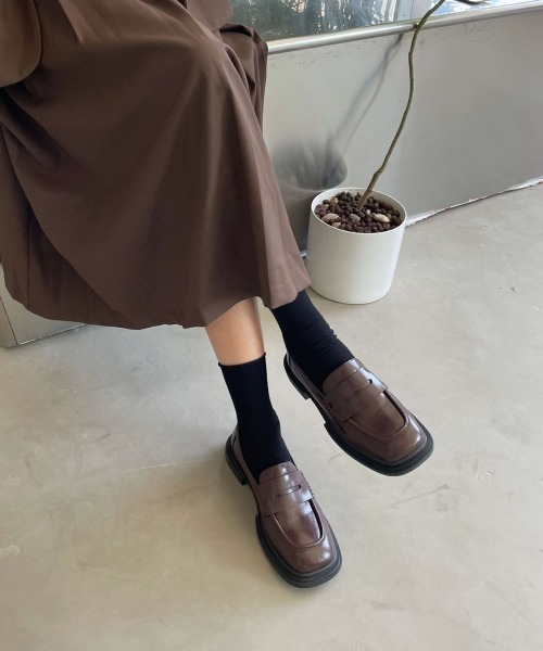 tukn.（トゥクン）の「【tukn.トゥクン】厚底 ローファー 厚底マニッシュシューズ 柔らかい履き心地（ローファー・レディース・ブラック/ブラウン・S/M/L）」の10枚目の写真