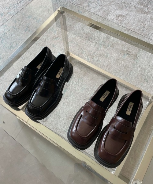 tukn.（トゥクン）の「【tukn.トゥクン】厚底 ローファー 厚底マニッシュシューズ 柔らかい履き心地（ローファー・レディース・ブラック/ブラウン・S/M/L）」の5枚目の写真