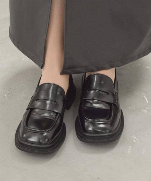 tukn.（トゥクン）の「【tukn.トゥクン】厚底 ローファー 厚底マニッシュシューズ 柔らかい履き心地（ローファー・レディース・ブラック/ブラウン・S/M/L）」の21枚目の写真