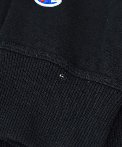 Champion（チャンピオン）の「【ヴィンテージ古着】Champion / チャンピオン ロゴ刺繍 スウェットパーカー（パーカー・メンズ・ブラック・LARGE）」の8枚目の写真