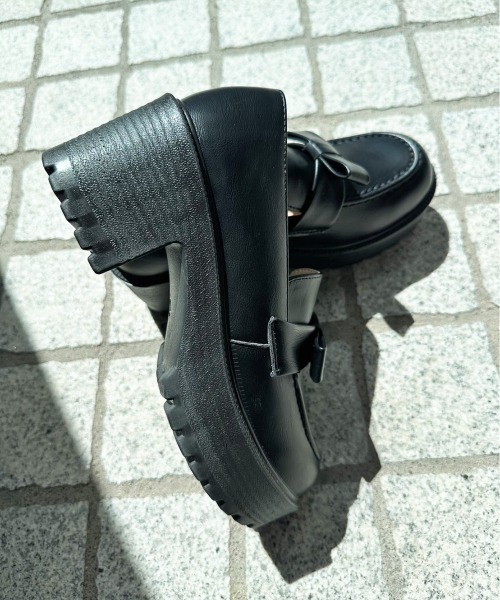 Shoes in Closet(シューズインクローゼット)の「軽量厚底 ヒールアップ やわらか リボン ローファー 6816(ローファー・レディース・ブラック/ブラック系その他/ブラウン・LL/M/L/3L/XS/S)」の8枚目の写真