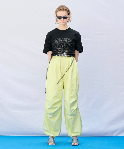 MAISON SPECIAL(メゾンスペシャル)の「GALLERY TEE【MAISON SPECIAL/メゾンスペシャル】(Tシャツ/カットソー・レディース・ブラック/ホワイト/ピンク・FREE)」の5枚目の写真