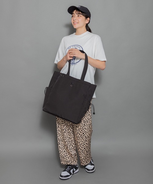 ACCOMMODE（アコモデ）の「ホビーポケットトートバッグ　推し活（トートバッグ・レディース・パープル/イエロー/ピンク/ブラック/グリーン・FREE）」の6枚目の写真