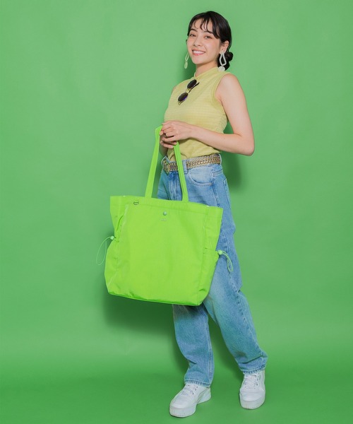 ACCOMMODE（アコモデ）の「ホビーポケットトートバッグ　推し活（トートバッグ・レディース・パープル/イエロー/ピンク/ブラック/グリーン・FREE）」の9枚目の写真