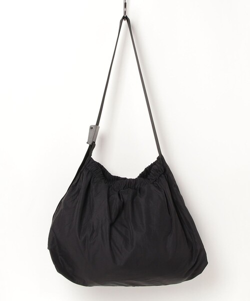 fredy emue（フレディエミュ）の「ライトクロスイージーショルダーバッグ（ショルダーバッグ・レディース・ベージュ/ブラック・FREE）」の7枚目の写真