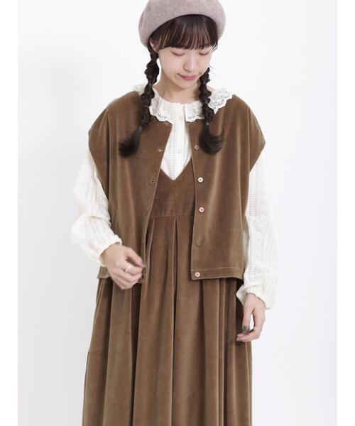 Samansa Mos2（サマンサ モスモス）の「前後着カットベロアベスト（ベスト・レディース・ブラック/ベージュ/グリーン・F）」の5枚目の写真