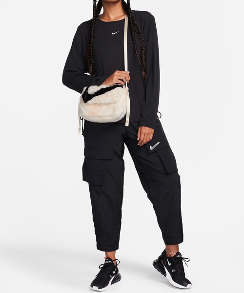 ◆NIKE◆ ファーワンショルダーバッグ FB3048-838★大人気 ナイキ（NIKE）（レディース）フューチュラ 365 フェイクファー