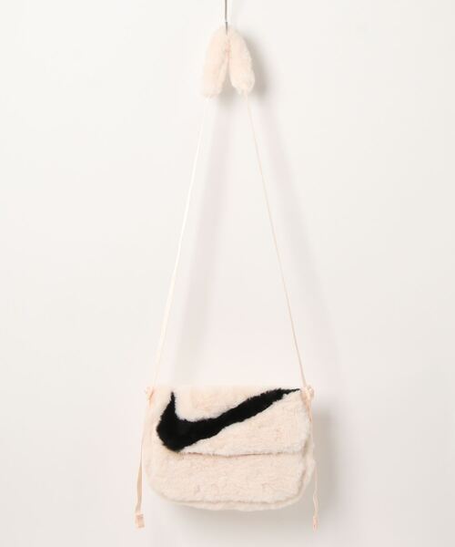 ◆NIKE◆ ファーワンショルダーバッグ FB3048-838★大人気 Nike WMNS Sportswear Futura 365 FX Fur Crossbody Bag (FB3048