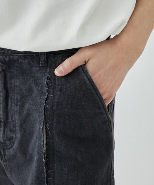 Jieda（ジエダ）の「CUTTING WIDE DENIM（デニムパンツ）」 - WEAR