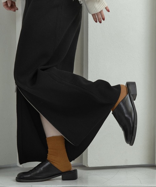 lawgy(ラウジー)の「front zip tight skirt / フロントジップタイトスカート(スカート・レディース・ホワイト/ブラック・FREE)」の6枚目の写真