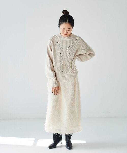 le.coeur blanc(ルクールブラン)の「アイレットラメニットプルオーバー(ニット/セーター・レディース・グレー/アイボリー・38)」の5枚目の写真