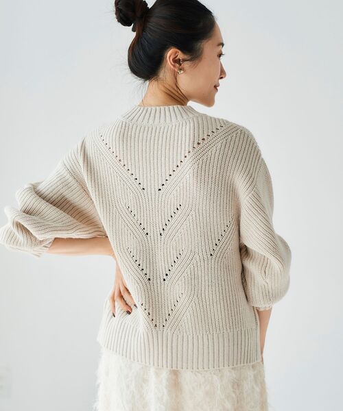 le.coeur blanc(ルクールブラン)の「アイレットラメニットプルオーバー(ニット/セーター・レディース・グレー/アイボリー・38)」の15枚目の写真