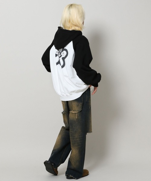 ISTKUNST（イストクンスト）の「【UNISEX】ISTKUNST／フラワースマイリー フーディー（ウラケ）2995992（パーカー・レディース・グリーン/ネイビー/ブラック・SMALL/MEDIUM/LARGE）」の17枚目の写真