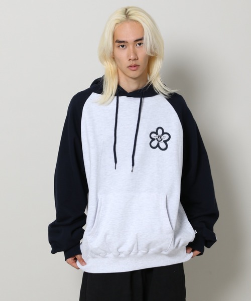 ISTKUNST（イストクンスト）の「【UNISEX】ISTKUNST／フラワー