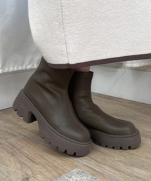 Olu. | プラットフォームショートブーツ(ブーツ)