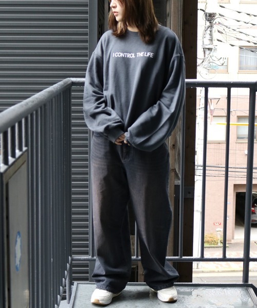 Starting Over(スターティングオーバー)の「裏毛 バックプリント オーバーサイズ クルーネック トレーナー/プルオーバー スウェット/ボリューム袖 トレーナー(スウェット・メンズ・チャコールグレー/ブラック系その他/ホワイト系その他2/ブラック/グレー系その他/ブラック系その他2/グレー系その他2/ホワイト系その他/ホワイト・M/L/XL)」の19枚目の写真