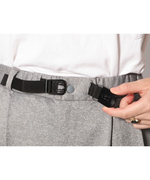 Snow Peak(スノーピーク)の「Quick Dry Sweatpants Culottes クイックドライ(スウェットパンツ・レディース・ブラック/杢グレー/カーキ・2/1)」の17枚目の写真